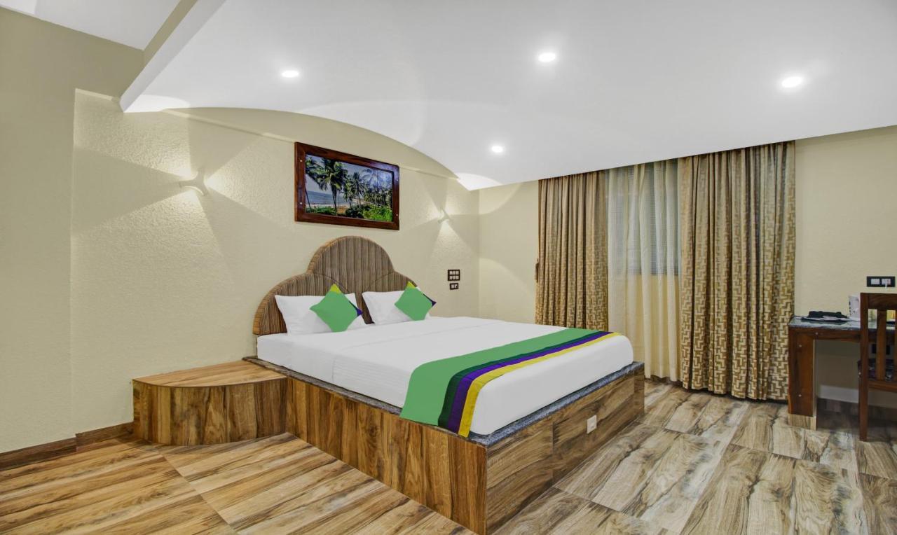 Treebo Majestic Palms, 2 Km From Colva Beach Бенаулим Екстериор снимка